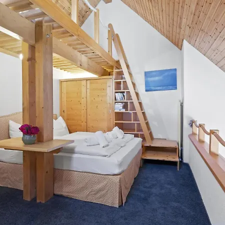 Ferienwohnung Schweizerhof 251 * Lenzerheide